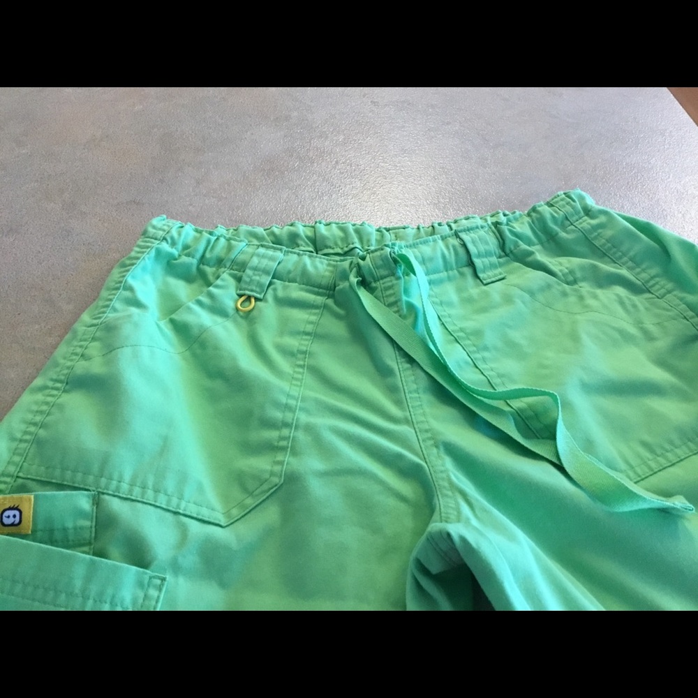 Wonder Wink scrub pants